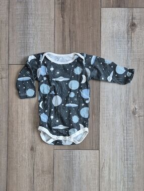 Winter Water Factory 100% Organic Cotton Space Print One-Piece Bodysuit, 3 Month